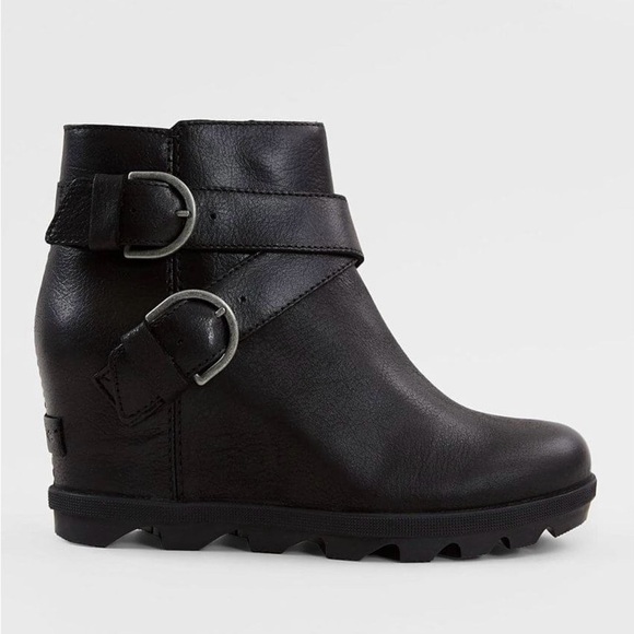 Sorel Shoes - SOREL | Joan of Arctic II Wedge Buckle Booties in Black Leather | 6.5